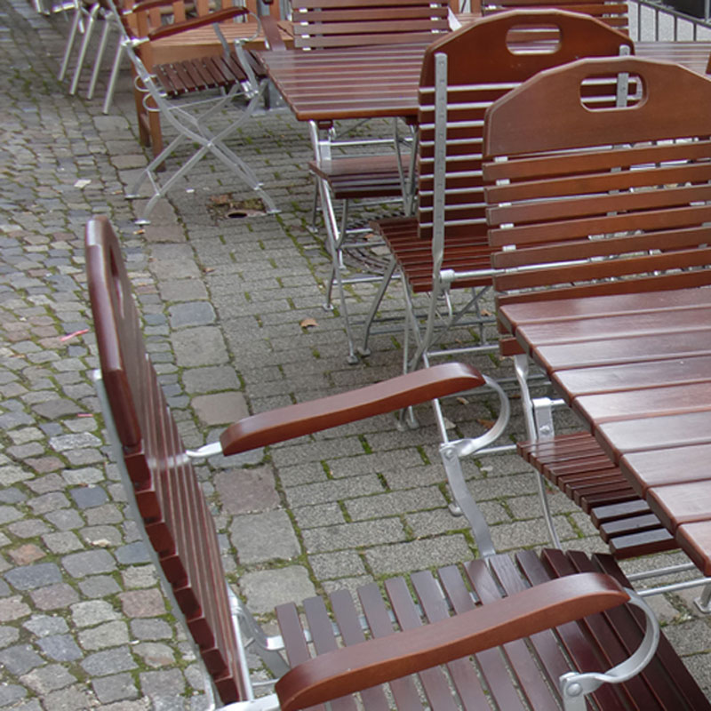 Biergartensessel BADEN-BADEN Robinienholz