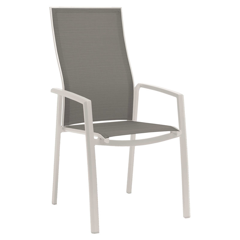 KARI Stapelsessel EXTRA HOCH von STERN® in Weiß - Hantermann - Der Hotelausstatter KARI Outdoor-Stapelsessel EXTRA HOCH von STERN® mit weißem Gestell und grauer Bespannung