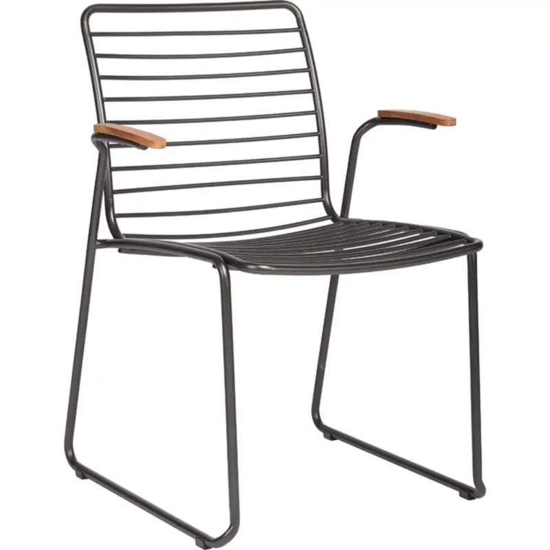 LEVI Outdoor Stapelsessel von STERN® in Anthrazit mit filigranem Metallgestell und Teakholz-Armlehnen
