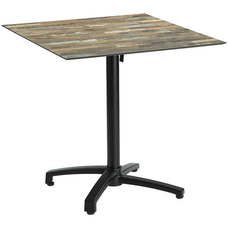 LYONTOP HPL Compactplatte 12 mm – moderne Tischplatte in Vintage-Holzoptik für Gastronomie und Objektbereiche - Hantermann - Der Hotelausstatter LYONTOP HPL Compactplatte 12 mm in Vintage-Holzoptik auf schwarzem Tischgestell für Innen- und Außenbereiche