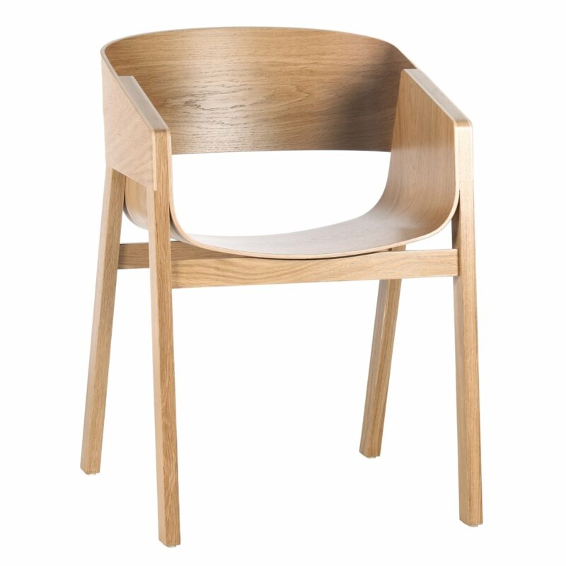 Merano Armlehnstuhl von TON, Holz-Armlehnstuhl mit geformter Sitzschale für Restaurant und Hotel