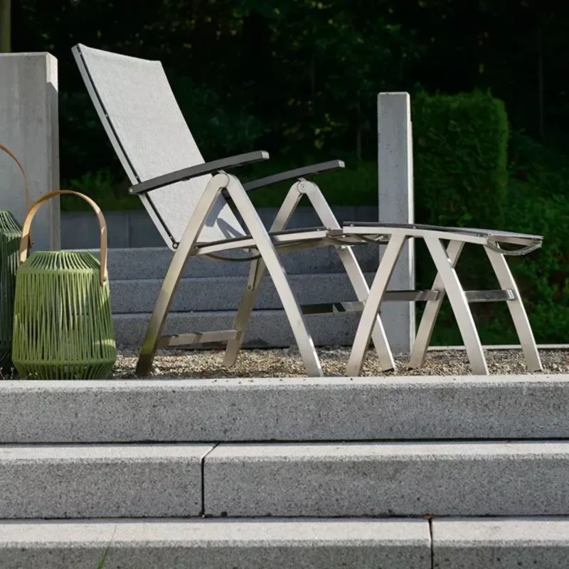 MIKA Outdoor Fußhocker by STERN® – Bild 2