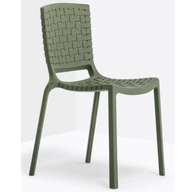 TATAMI 305 Outdoor Stapelstuhl von Pedrali in Grün mit geflochtener Optik für Terrasse, Gastronomie und Hotel