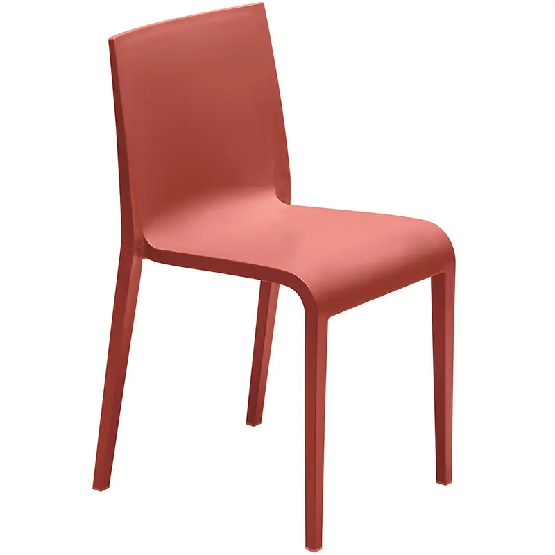 Nassau 533 Designstuhl aus einteiligem, glasfaserverstärktem Polypropylen in warmem Marsala-Rot, mit ergonomischer Rückenlehne, fließend geformter Sitzfläche, stapelbar, für Innen- und Außenbereich geeignet.