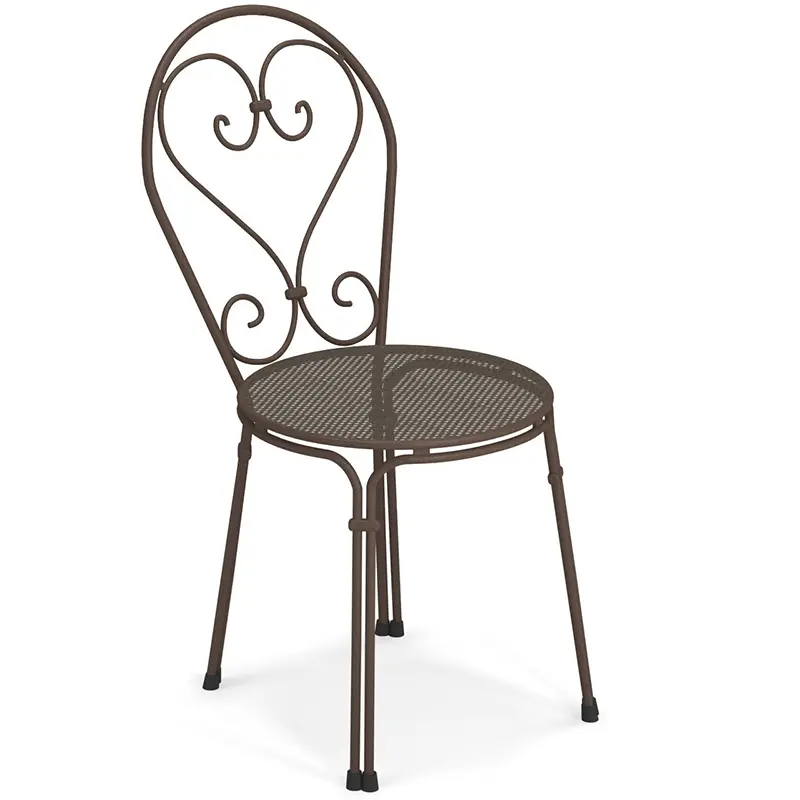 Pigalle 909 Outdoor-Stuhl by EMU® – klassischer Stil in Braun - Hantermann - Der Hotelausstatter EMU Pigalle 909 Outdoor‑Stahlstuhl mit dekorativer Lochstruktur, filigraner Linienführung, wetterfest, UV‑beständig und ideal für Gastronomie