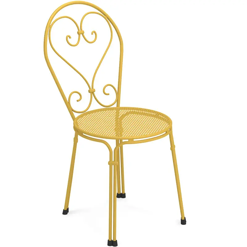 Pigalle 909 Outdoor-Stuhl by EMU® – sonniger Akzent in Gelb - Hantermann - Der Hotelausstatter EMU Pigalle 909 Outdoor‑Stahlstuhl mit dekorativer Lochstruktur, filigraner Linienführung, wetterfest, UV‑beständig und ideal für Gastronomie