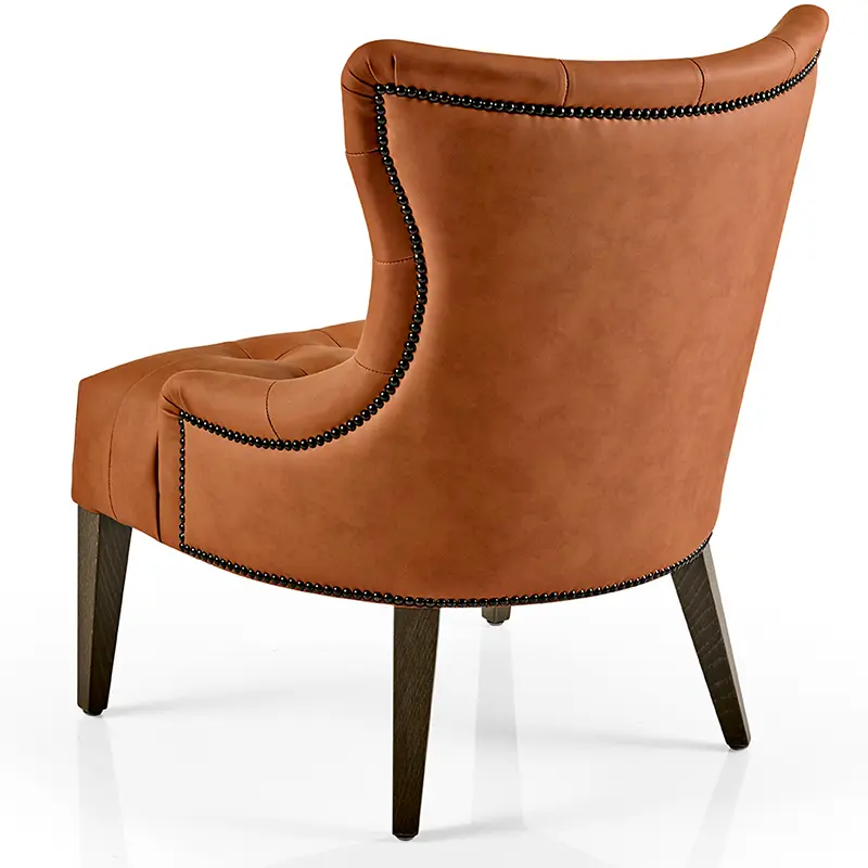 Hanna Loungesessel – Rückenansicht Metall Stick Sessel by JMS mit geschwungener Rückenlehne - Hantermann - Der Hotelausstatter Hanna Loungesessel Metall Stick by JMS mit geschwungener, gepolsterter Rückenlehne und Ziernägeln