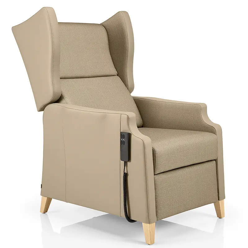 Janelle Relax-Sessel SG1003 RL/EL by JMS – Hochlehnsessel mit Ohrenbacken in Relaxposition für Senioren & Pflege - Hantermann - Der Hotelausstatter Janelle Relax-Sessel SG1003 RL/EL by JMS in zurückgelehnter Relaxposition mit hoher Ohrenlehne