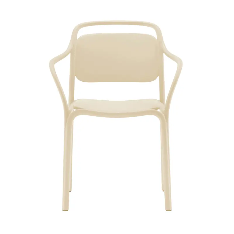 Libre Outdoor-Armlehnstuhl 595 von Pedrali – stapelbarer Polypropylen-Gartenstuhl in Butter-Beige für Terrasse, Balkon & Gastronomie - Hantermann - Der Hotelausstatter Libre 595 Outdoor-Armlehnstuhl von Pedrali in Butter-Beige, stapelbarer Polypropylen-Gartenstuhl mit Armlehnen für Terrasse und Balkon